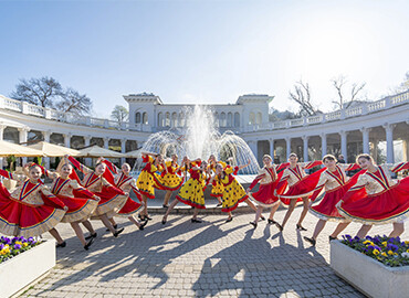 «МИР НАЧИНАЕТСЯ С ДЕТСТВА» 