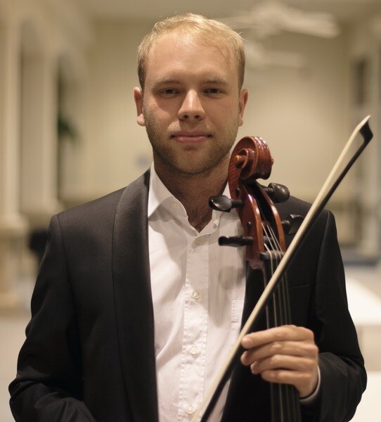 Всеволод Гузов